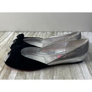 Betsey Johnson Flats Shoes Suede Peep Toe Size 8.5 Silver Black NWOB